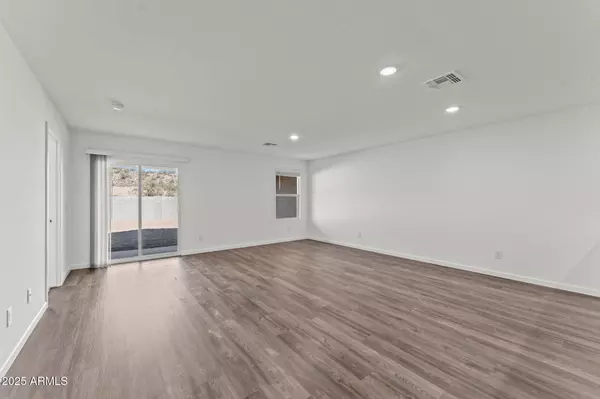 Wickenburg, AZ 85390,716 DYLAN Court