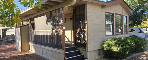 Dewey, AZ 86327,11250 E State Route 69 -- #61