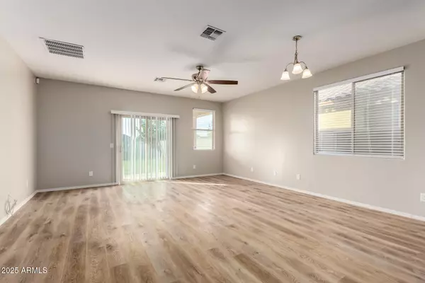 Tolleson, AZ 85353,2934 S 104TH Lane