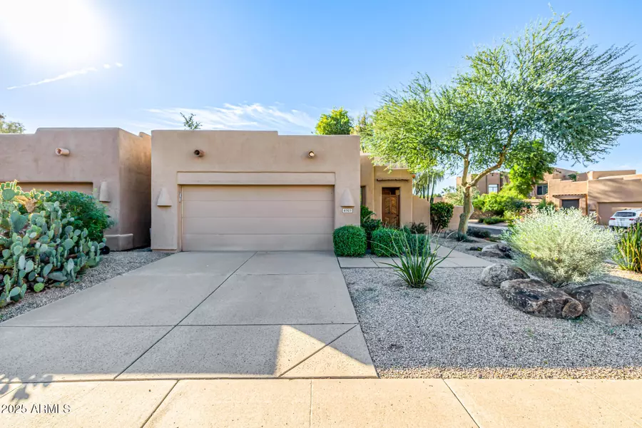 8323 E LAS ESTANCIAS Street, Scottsdale, AZ 85250