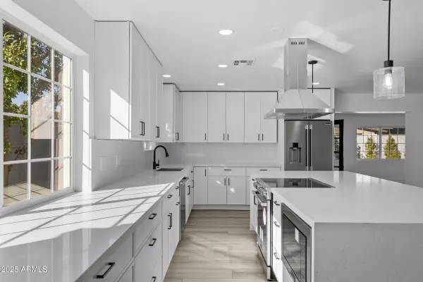 Phoenix, AZ 85021,1302 W Golden Lane