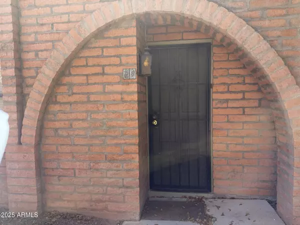 4414 E HUBBELL Street #69, Phoenix, AZ 85008