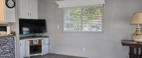 Dewey, AZ 86327,11250 E State Route 69 -- #110