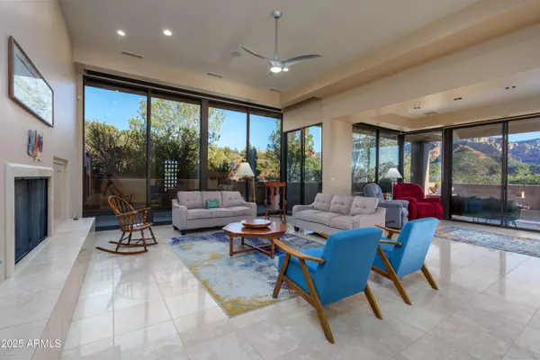 Sedona, AZ 86336,207 MUNDS MOUNTAIN Circle