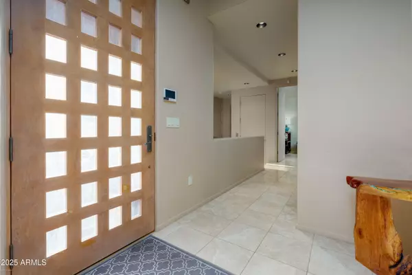 Sedona, AZ 86336,207 MUNDS MOUNTAIN Circle