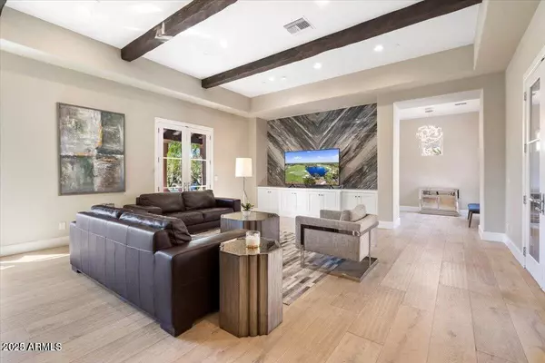 Scottsdale, AZ 85255,10074 E FLATHORN Drive