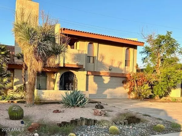 Phoenix, AZ 85008,5518 E ROANOKE Avenue