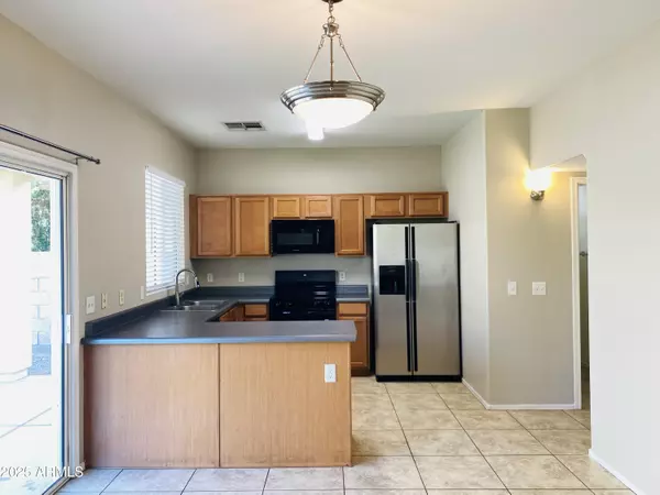 Gilbert, AZ 85296,1450 S LONGSPUR Lane