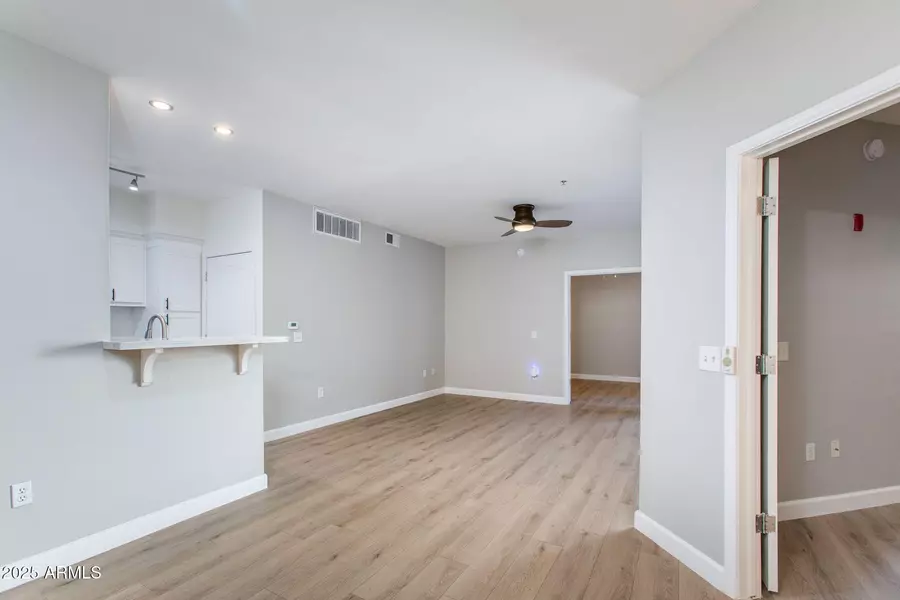 1701 E COLTER Street #218, Phoenix, AZ 85016