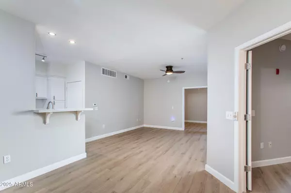 1701 E COLTER Street #218, Phoenix, AZ 85016