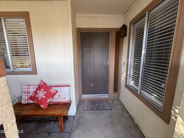 Phoenix, AZ 85029,2404 W RUE DE LAMOUR Avenue