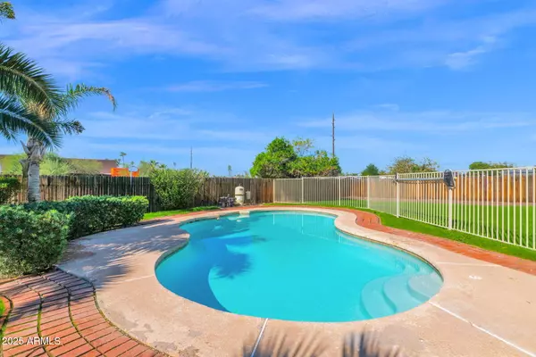 Phoenix, AZ 85023,17634 N 18TH Drive