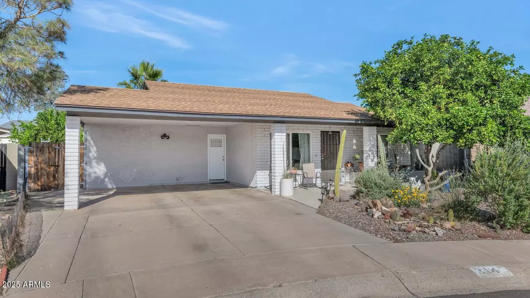 314 E SEQUOIA Drive, Phoenix, AZ 85024