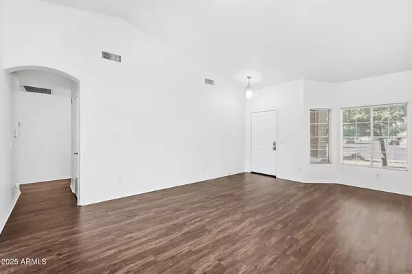 Phoenix, AZ 85043,1603 S 81ST Drive