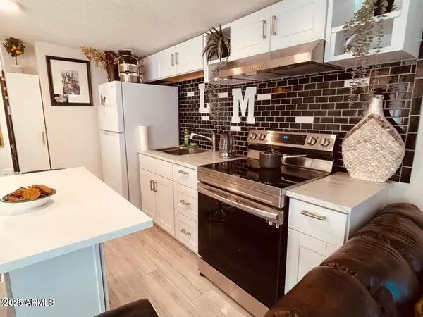 Phoenix, AZ 85022,17601 N 22ND Street