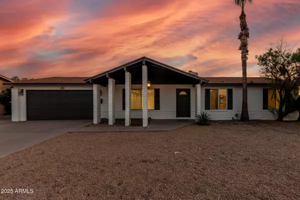 Phoenix, AZ 85028,3401 E ALTADENA Avenue