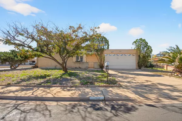 1192 MEADOWS Drive, Sierra Vista, AZ 85635