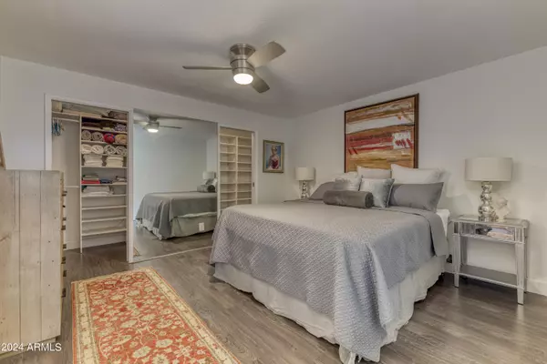 Scottsdale, AZ 85251,4950 N MILLER Road N #338