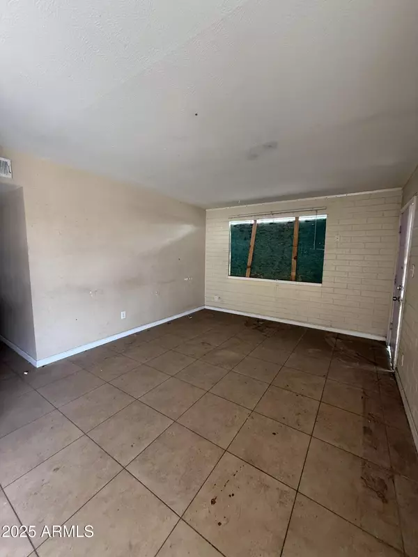 Phoenix, AZ 85017,2522 W Palo Verde Drive