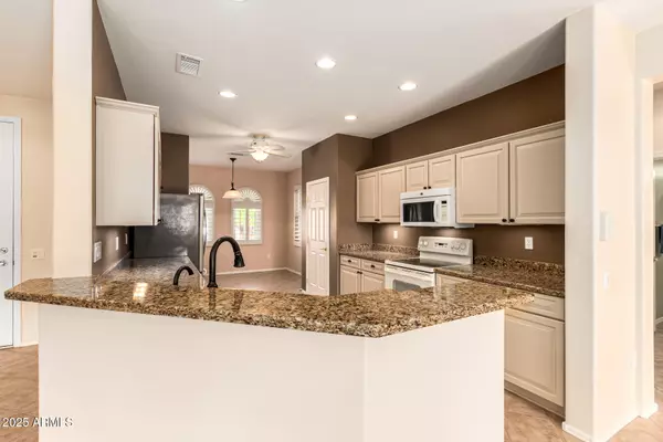 Surprise, AZ 85387,20693 N GLEN CANYON Drive