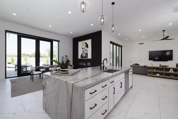 Scottsdale, AZ 85259,10386 N 110TH Place