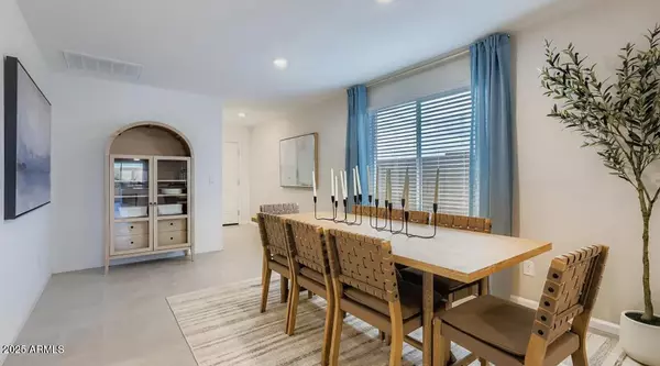 Phoenix, AZ 85037,9626 W PICCADILLY Road