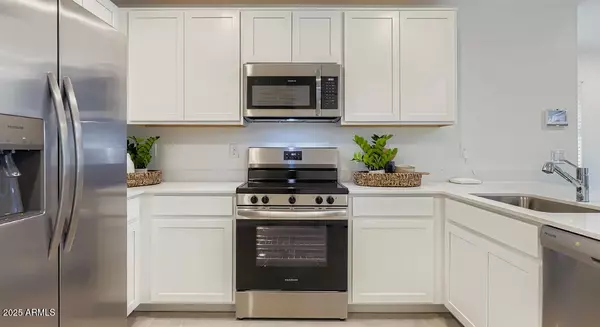 Phoenix, AZ 85037,9630 W PICCADILLY Road