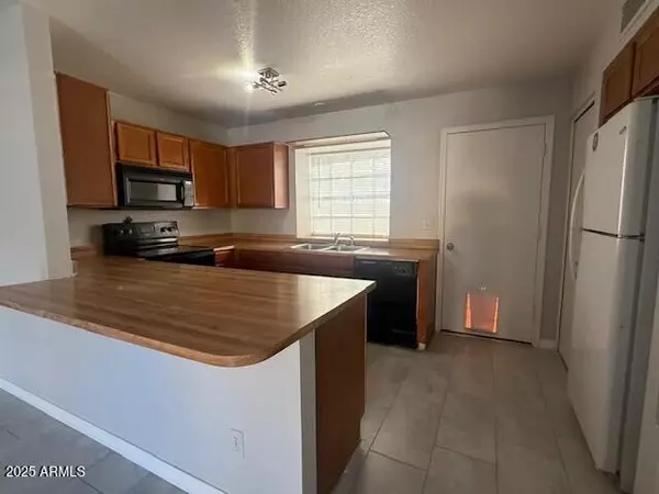 Phoenix, AZ 85037,4601 N 102ND Avenue #1161