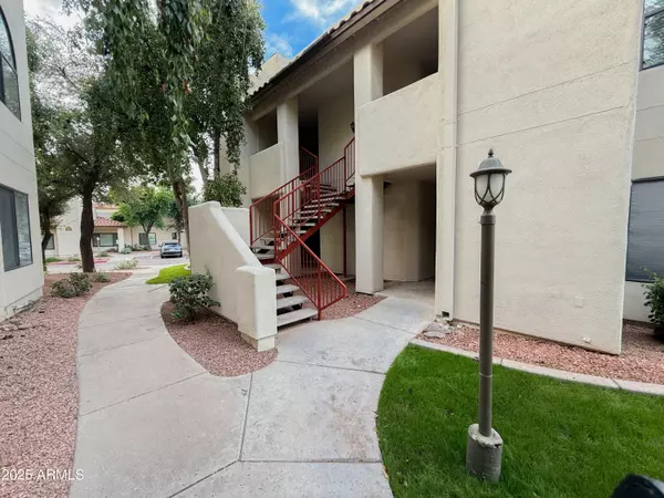 750 E NORTHERN Avenue #2030, Phoenix, AZ 85020