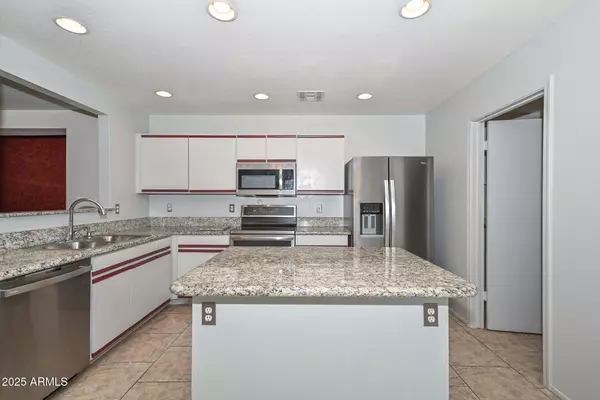 Surprise, AZ 85374,13802 W FARGO Drive