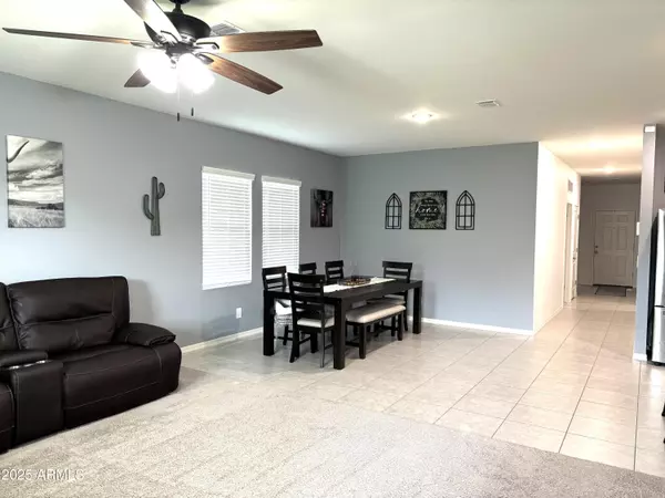 Tolleson, AZ 85353,9631 W ALBENIZ Place