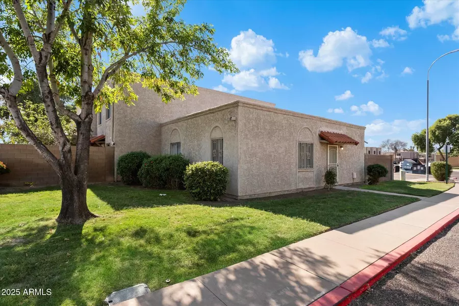 600 S DOBSON Road #215, Mesa, AZ 85202
