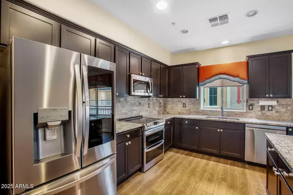 Gilbert, AZ 85233,240 W JUNIPER Avenue #1096