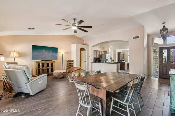 Goodyear, AZ 85395,15734 W EDGEMONT Avenue