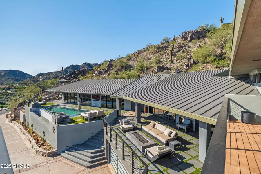 7517 N MOONLIGHT Way, Paradise Valley, AZ 85253