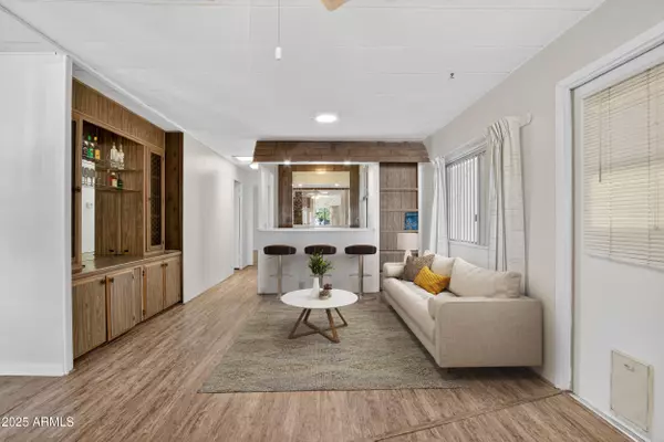 Mesa, AZ 85215,5807 E LEONORA Street