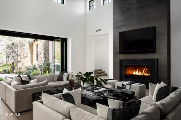 Scottsdale, AZ 85255,10338 E MOUNTAIN SPRING Road