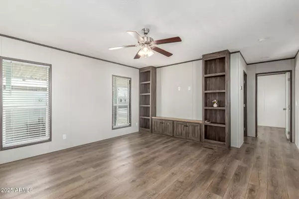 Mesa, AZ 85201,2060 N CENTER Street #238