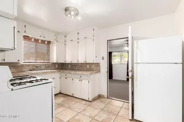 Superior, AZ 85173,845 W SPRAY Street