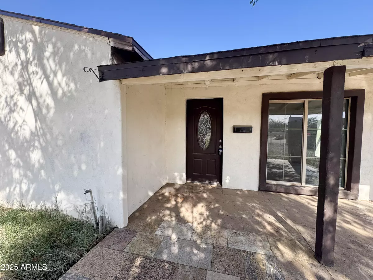 Phoenix, AZ 85006,2134 E OAK Street