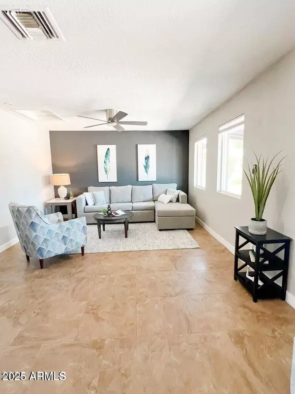 Scottsdale, AZ 85257,7413 E ROOSEVELT Street