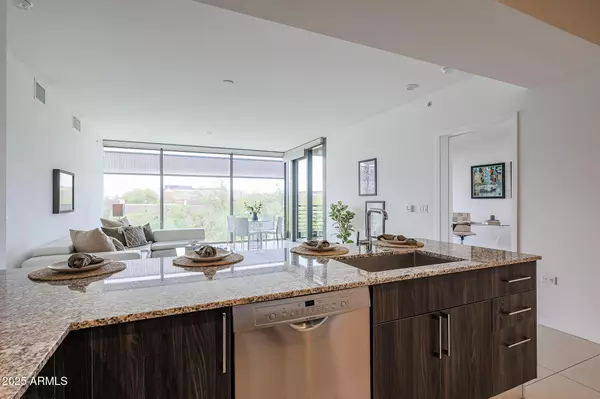 Scottsdale, AZ 85254,7180 E KIERLAND Boulevard #217