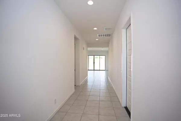 Tolleson, AZ 85353,4623 S 111TH Drive