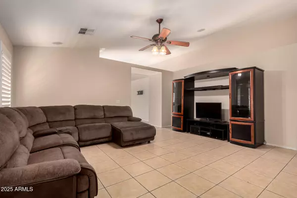 Phoenix, AZ 85041,2513 W CARTER Road