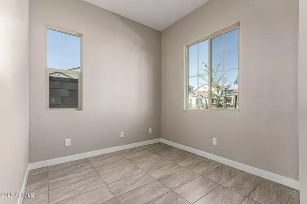 Mesa, AZ 85207,8913 E COVINA Street