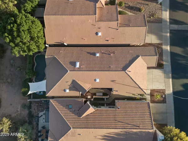 Phoenix, AZ 85042,3312 E Maldonado Drive