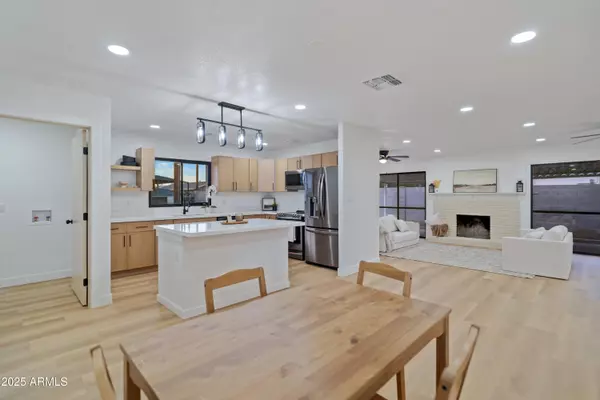 Phoenix, AZ 85019,5528 N 39TH Drive