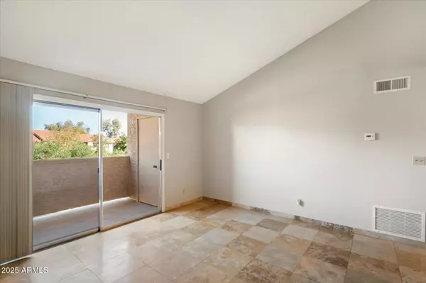 Mesa, AZ 85210,1942 S Emerson -- #238