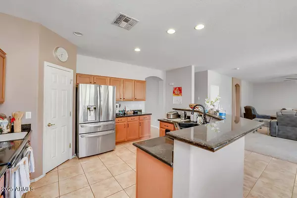 Maricopa, AZ 85138,22087 N LAKESIDE Drive