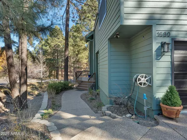Flagstaff, AZ 86004,1680 N WOOD HOLLOW Way